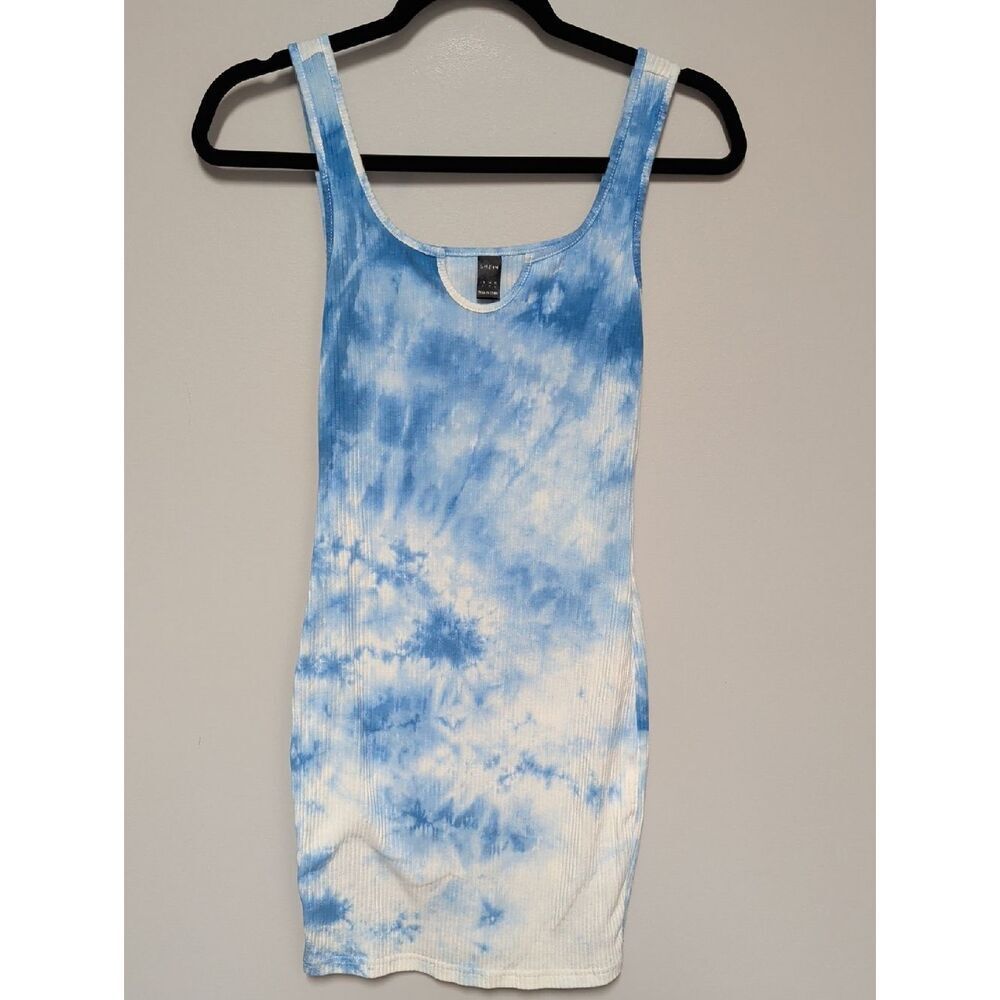 SHEIN Blue and White Ribbed Tie-Dye Tank